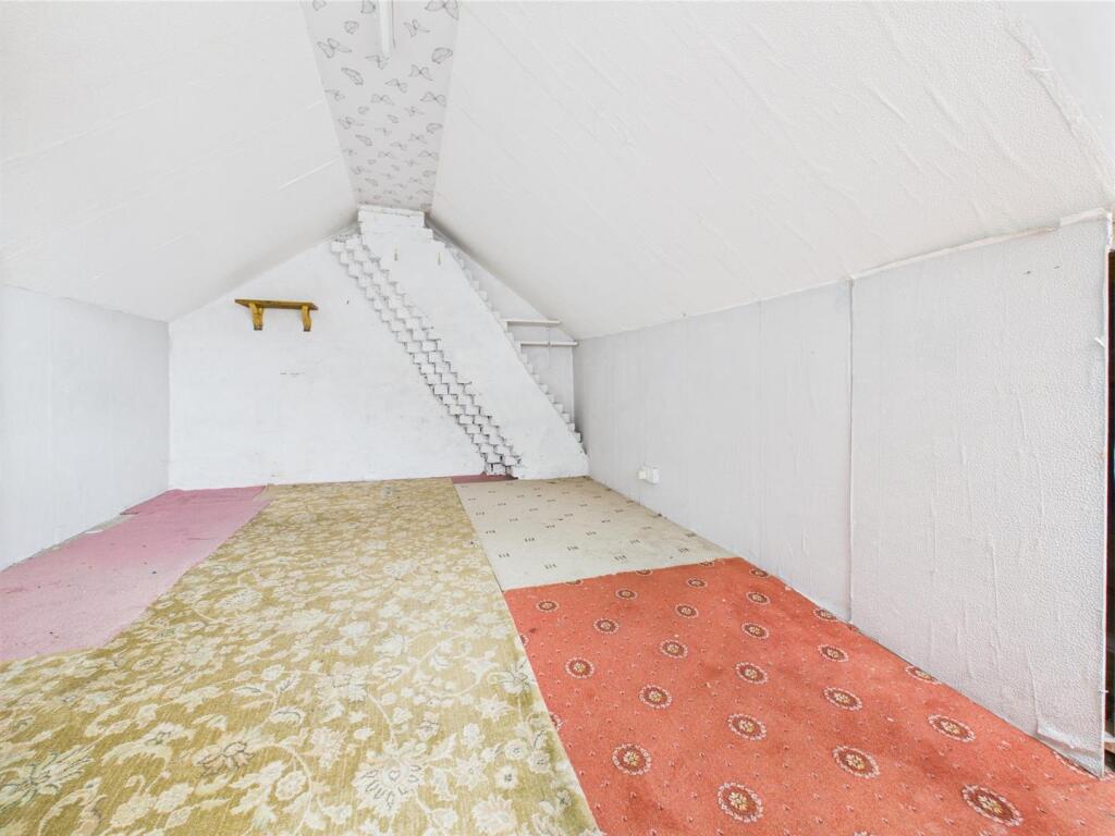 Loft room: