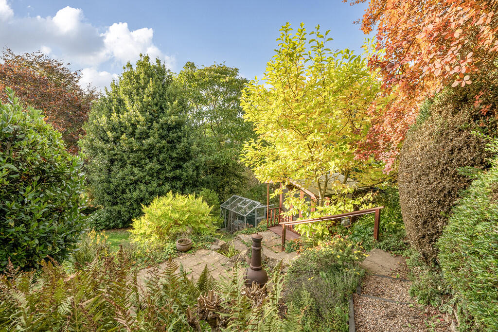 1361501-16-68e6ce...