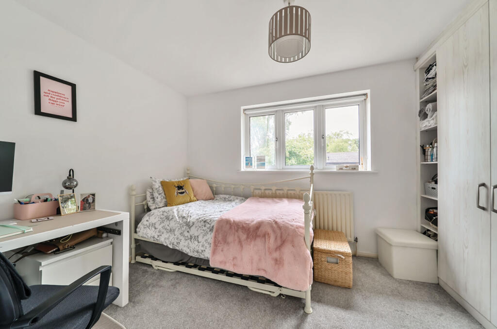 1304436-11-683f17...