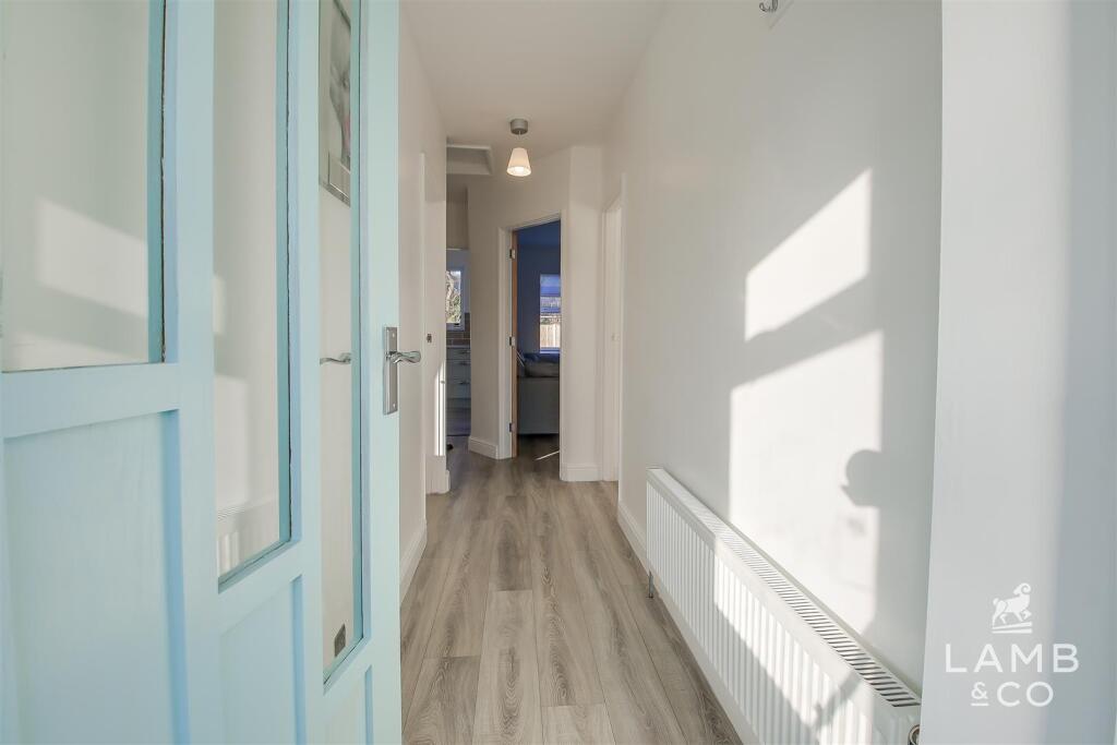 ENTRANCE HALL