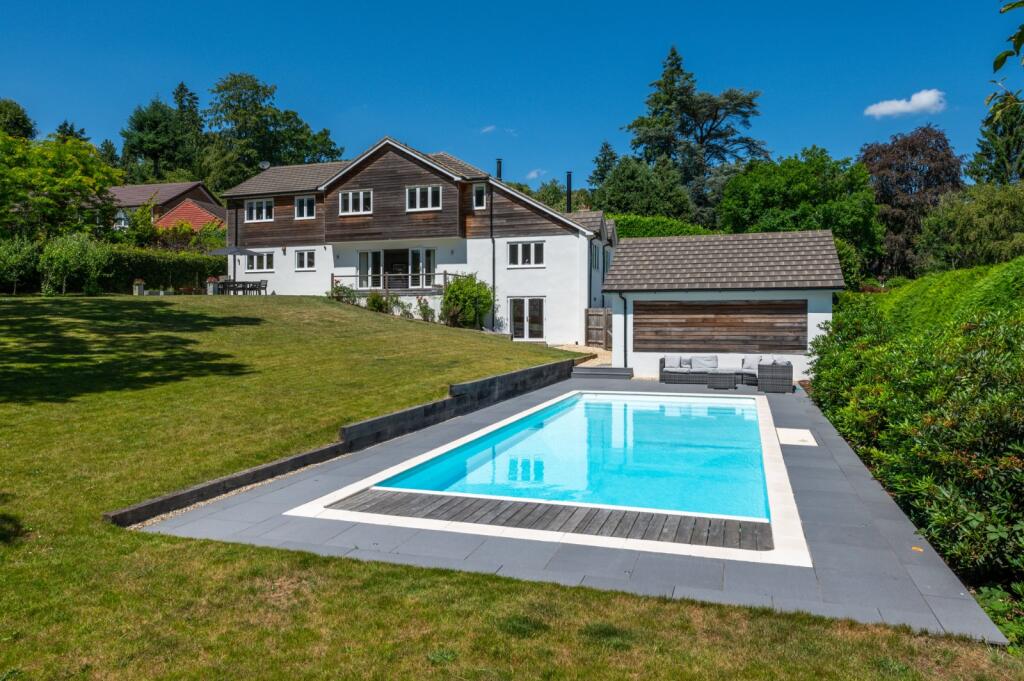 Pool &amp; Garden