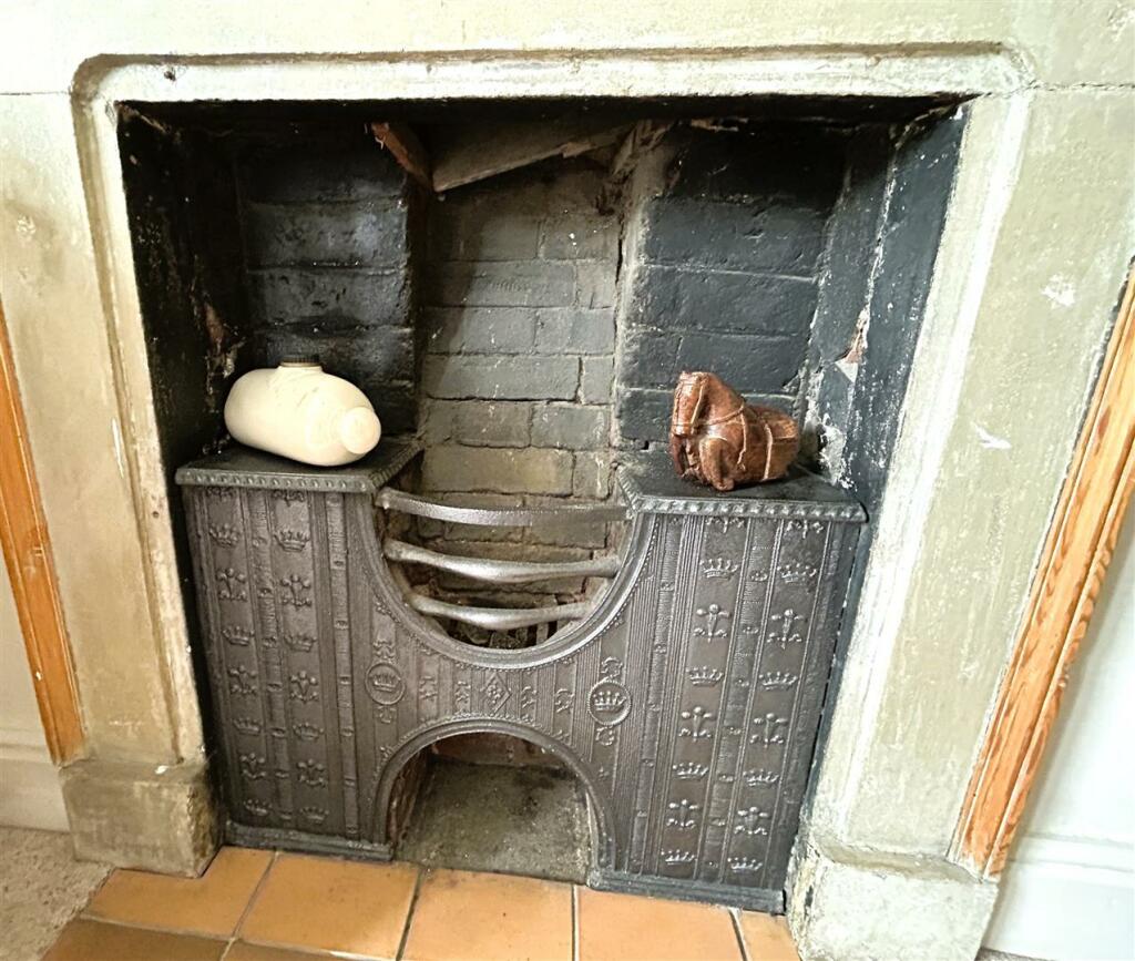 bed 1 fire.JPG