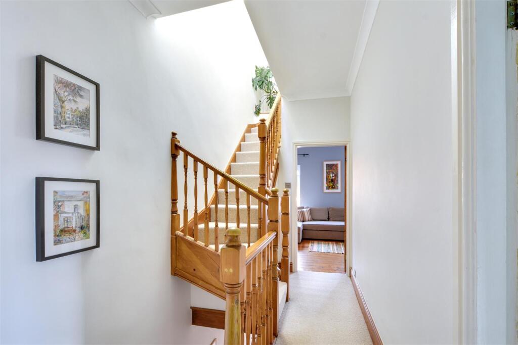1st Floor Landing_1.jpeg