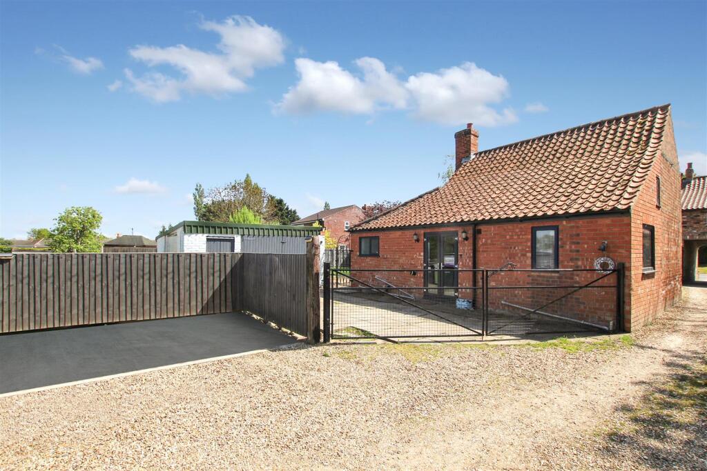 Rear Elevation &amp; Parking.JPG