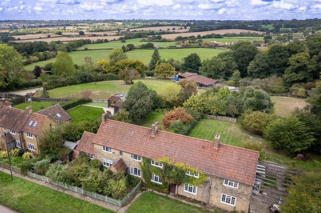 2 Hilltop Cottage aerial  (6).jpg