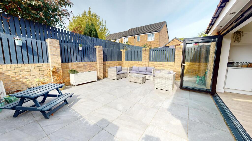6-Asquith-Mews-04292025_134751.jpg