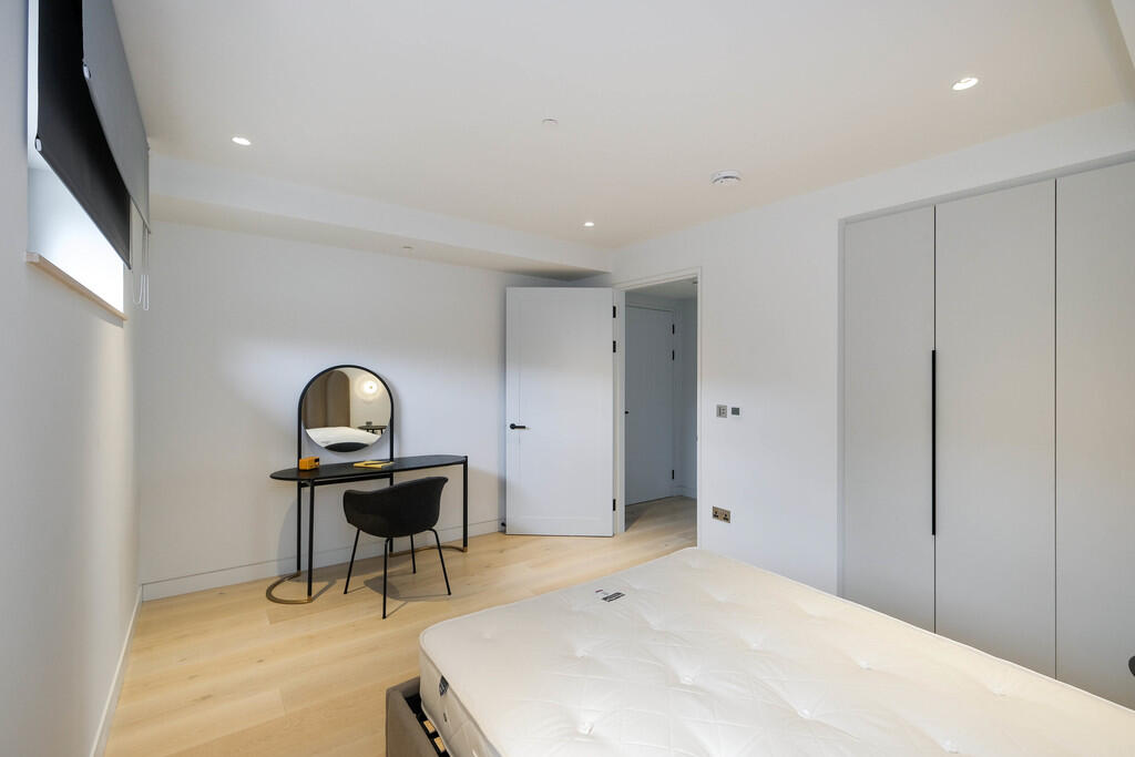 Carnaby Lofts W1 ...