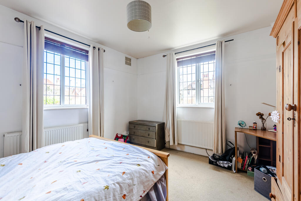 bedroom1