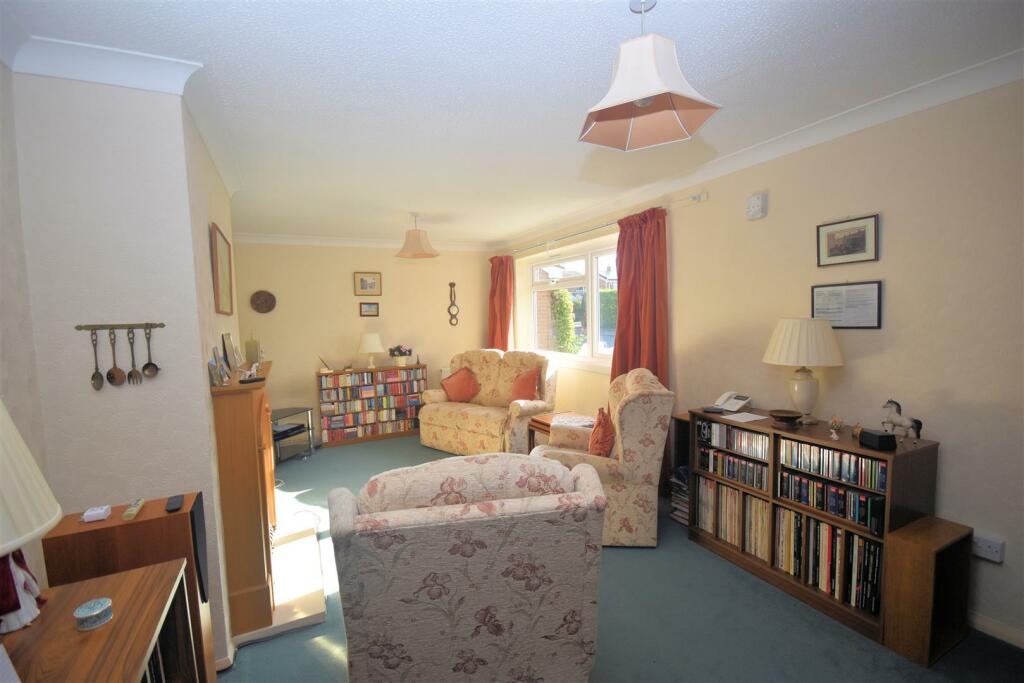 Sitting Room.jpg