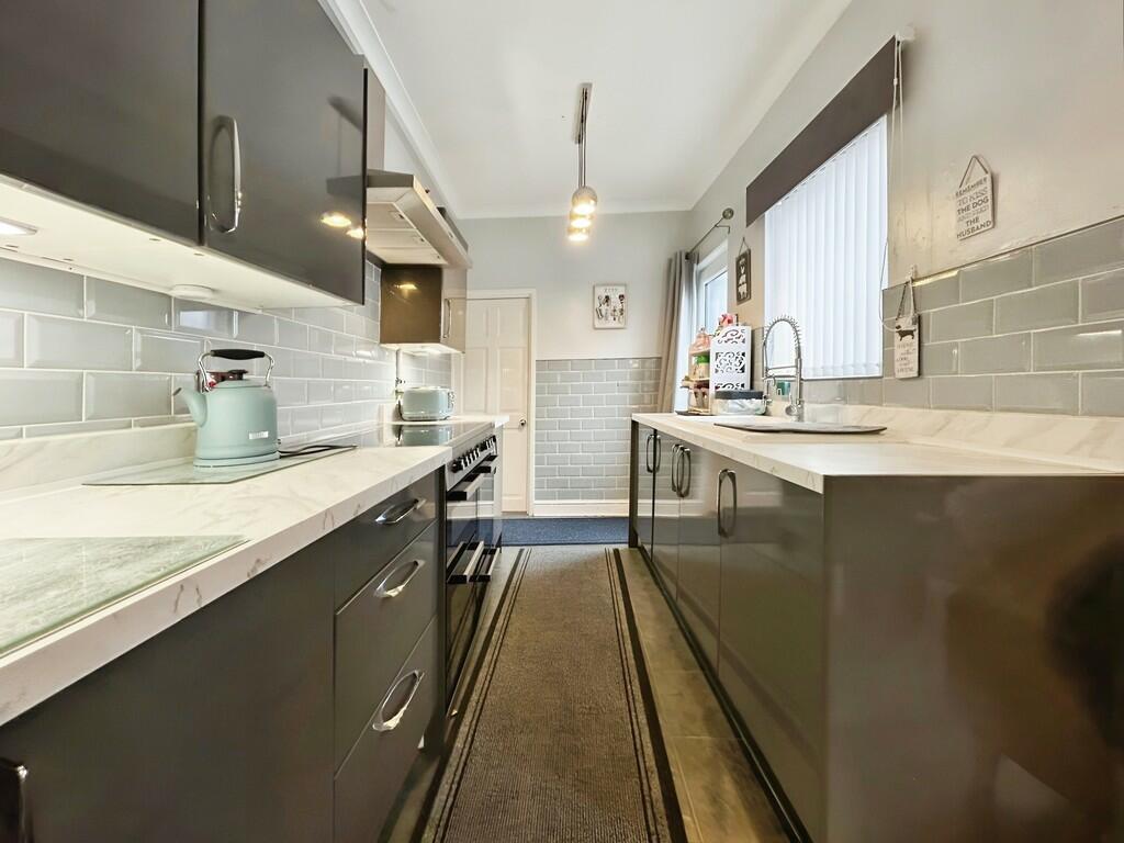 2d19f85c-WhatsApp...