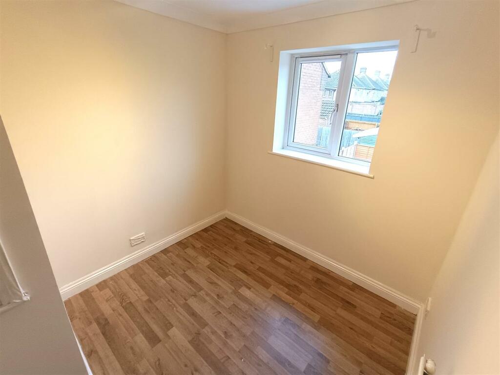 Bedroom 3.jpg