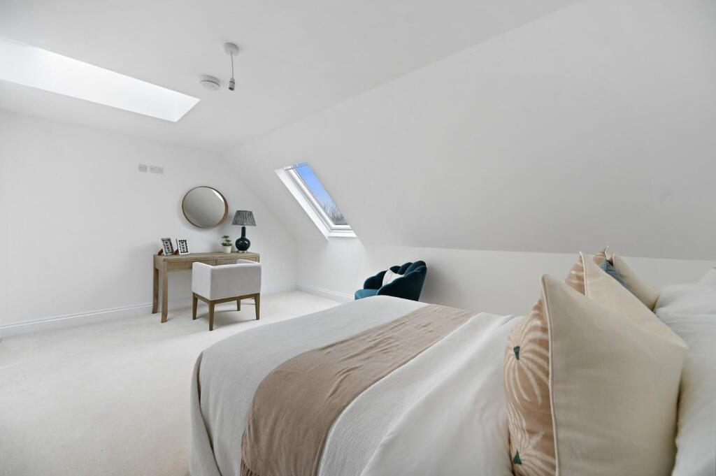 RCREA- SFF- 34 woodfield road- bedroom a4 (1).jpg