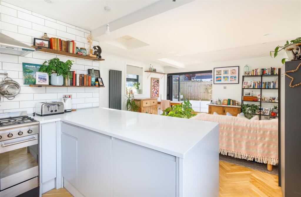 Kitchen 1-3
