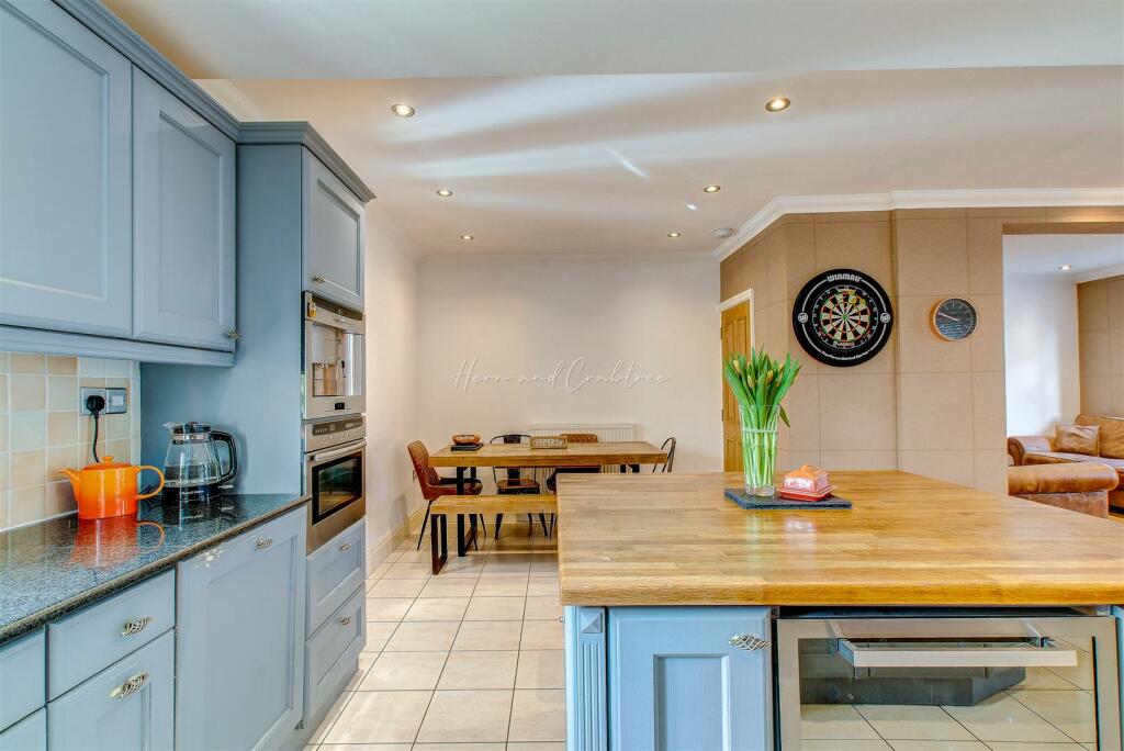 Holybush Road, Cyncoed, HernCrabtree (34).jpg