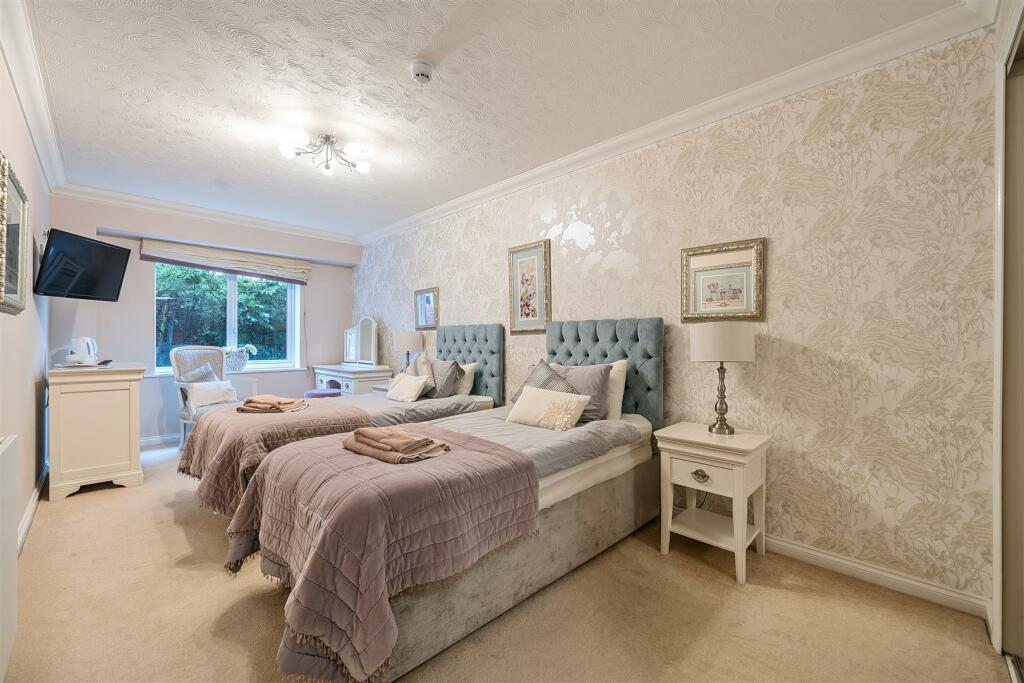 Owners Guest Suite.jpg