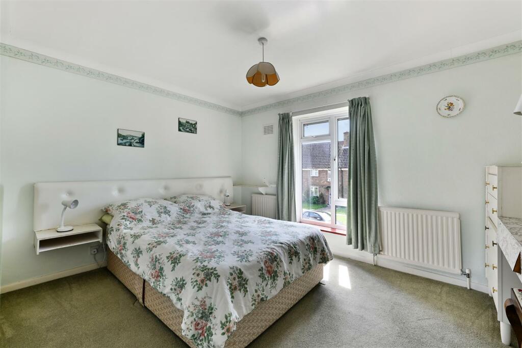 THORNFIELD ROAD, 4-23.jpg