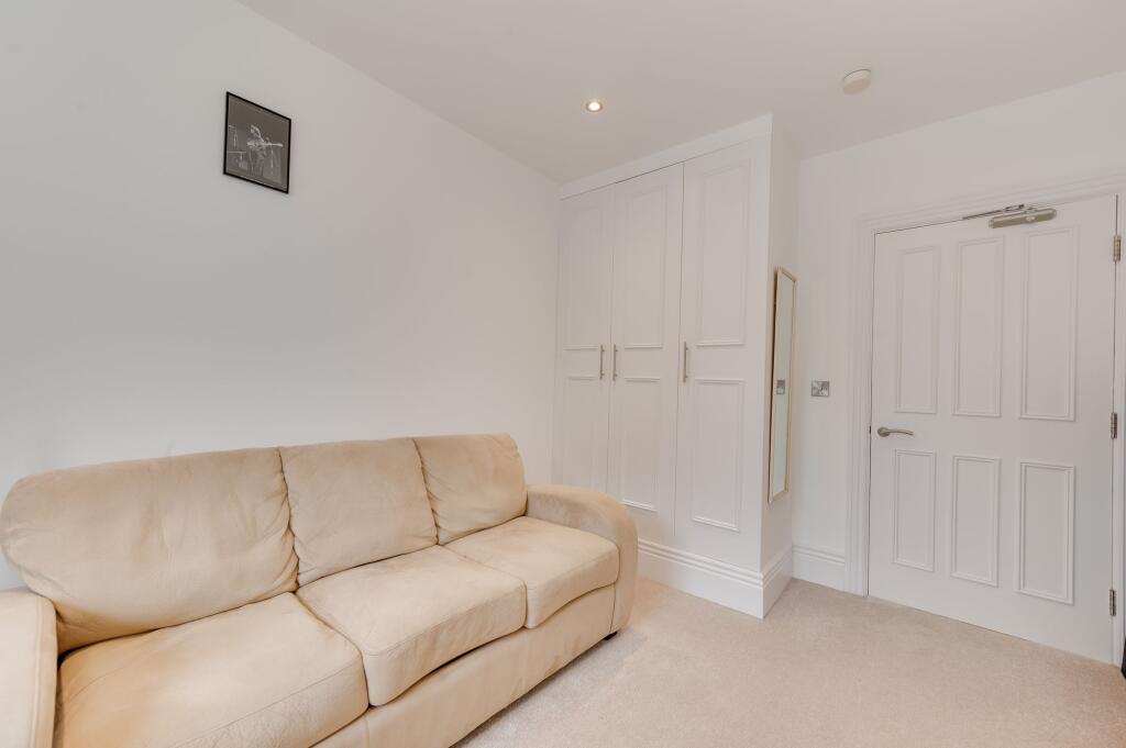 BEDROOMS AND BATHROOMS