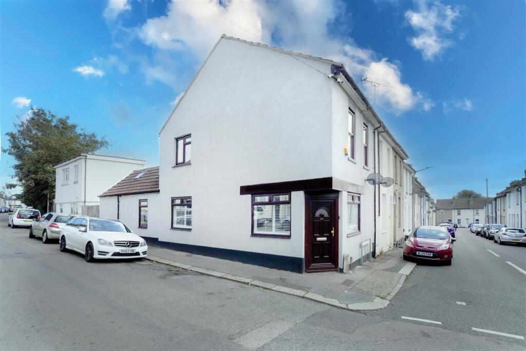 Rochester 62 Stanhope rd  (11).jpg