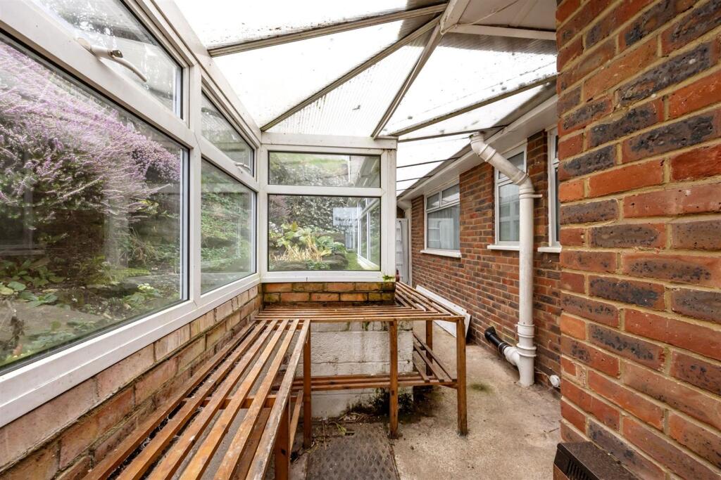 Braybon Avenue LEAN TO.jpeg