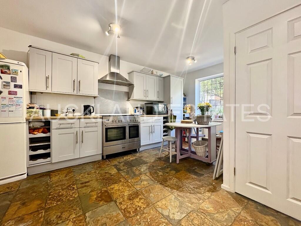 image00004-175802...