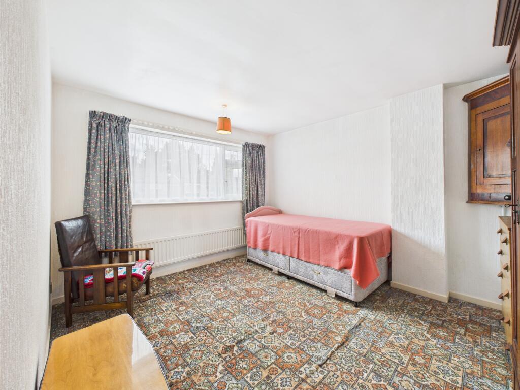 CAM04825G0-PR0119-STILL011