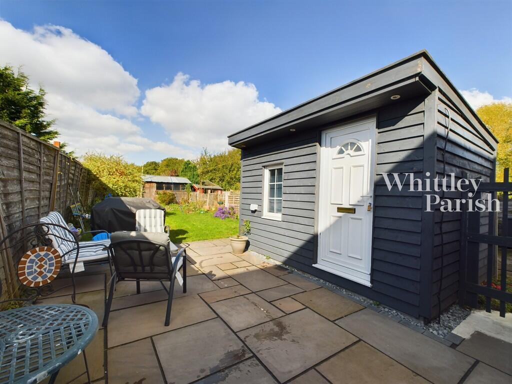 CAM04332G0-PR0022...