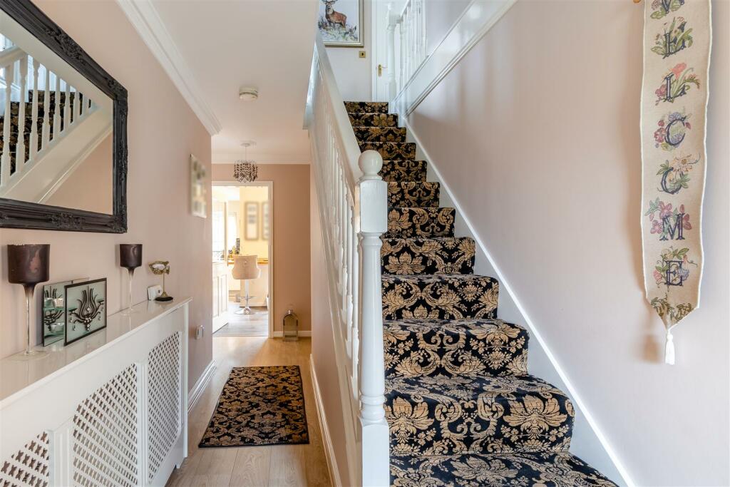8625359-interior23.jpg