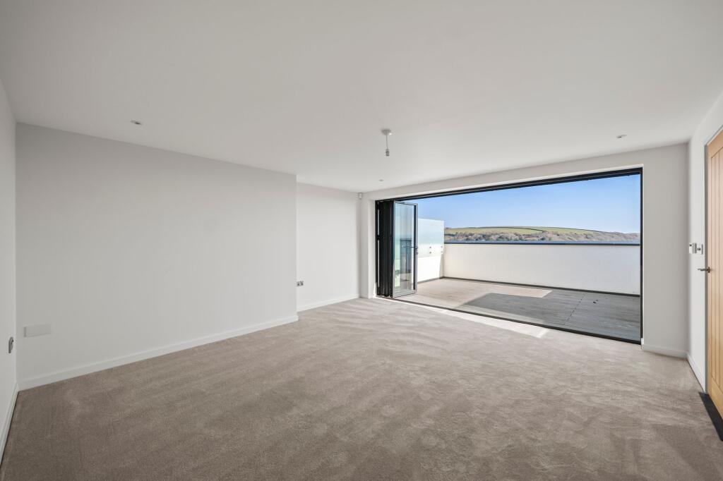 Main Bedroom to Terrace