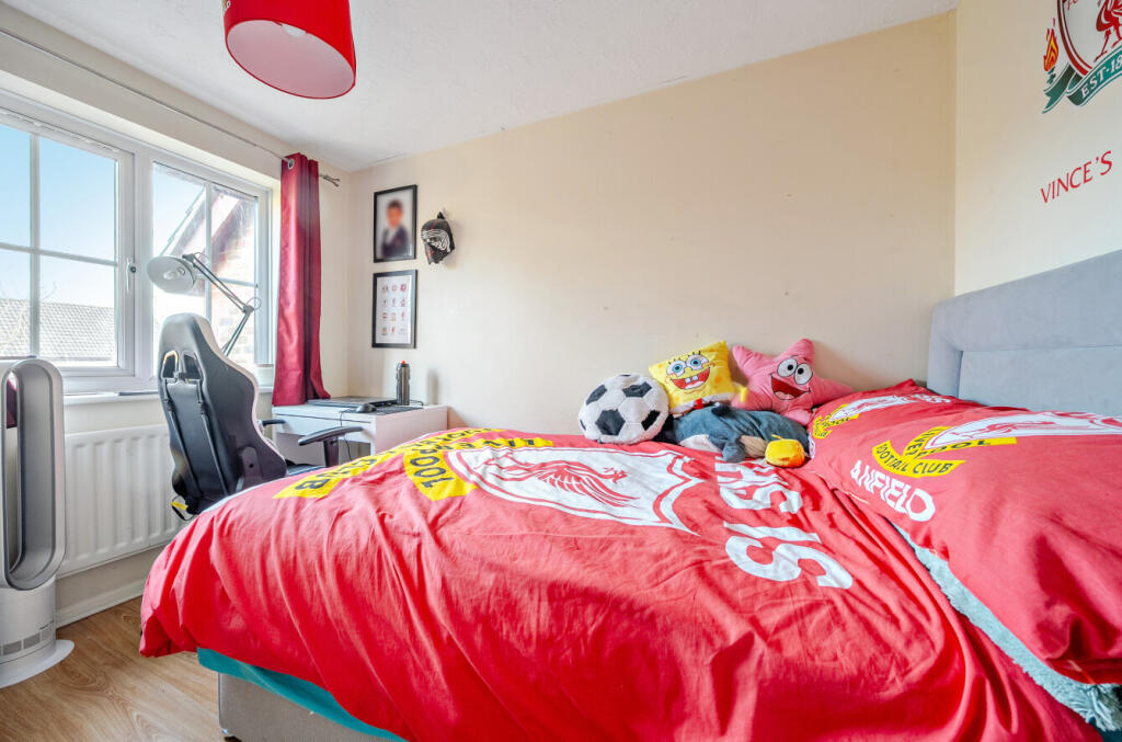 1383651-19-69257a...