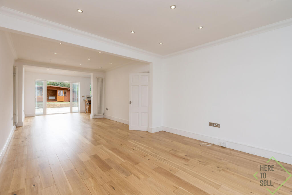 39 Kilvinton Drive, Enfield, EN2 0BE-15