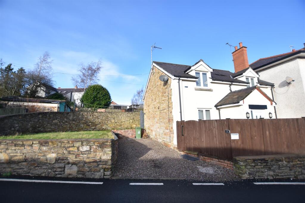 Aberderfyn Road, Ponciau, Wrexham