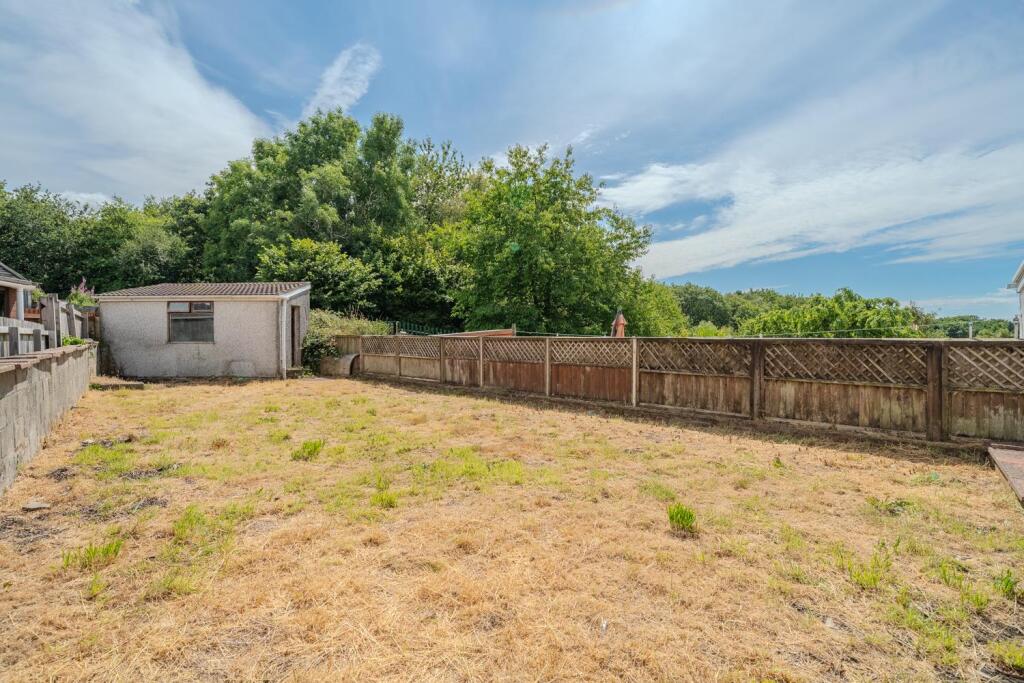 36 St Cadocs Road-14.jpg