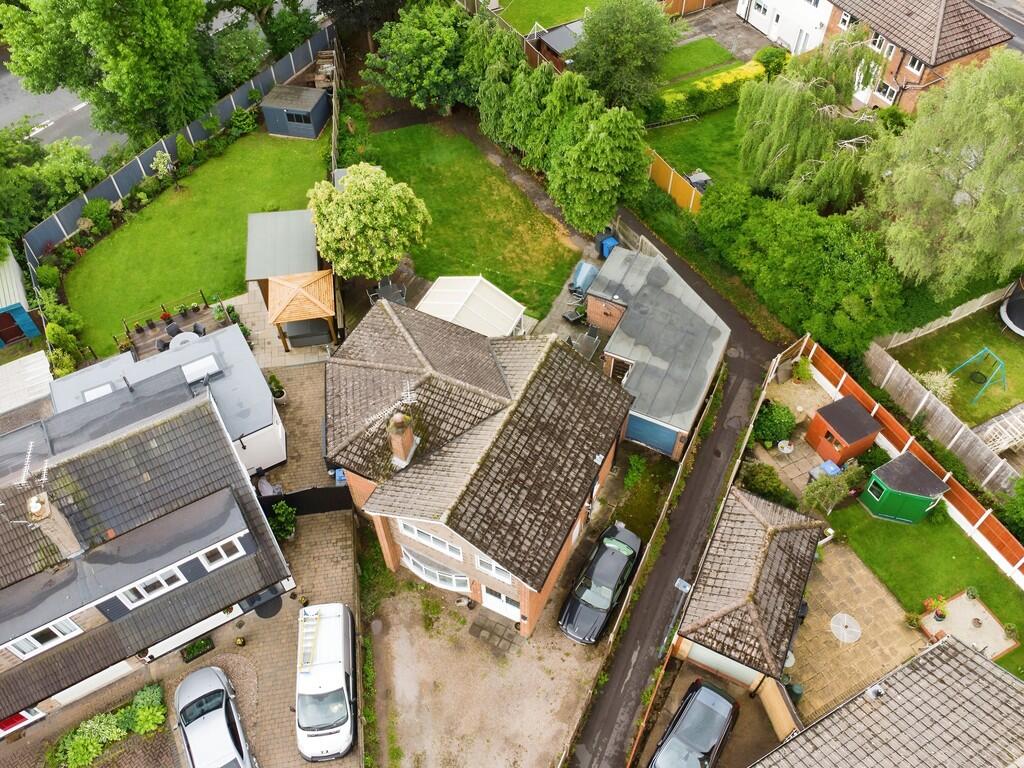 e149a4f9-38 20Fow...