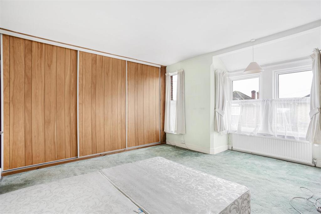 Bedroom Wolsey Road.jpg