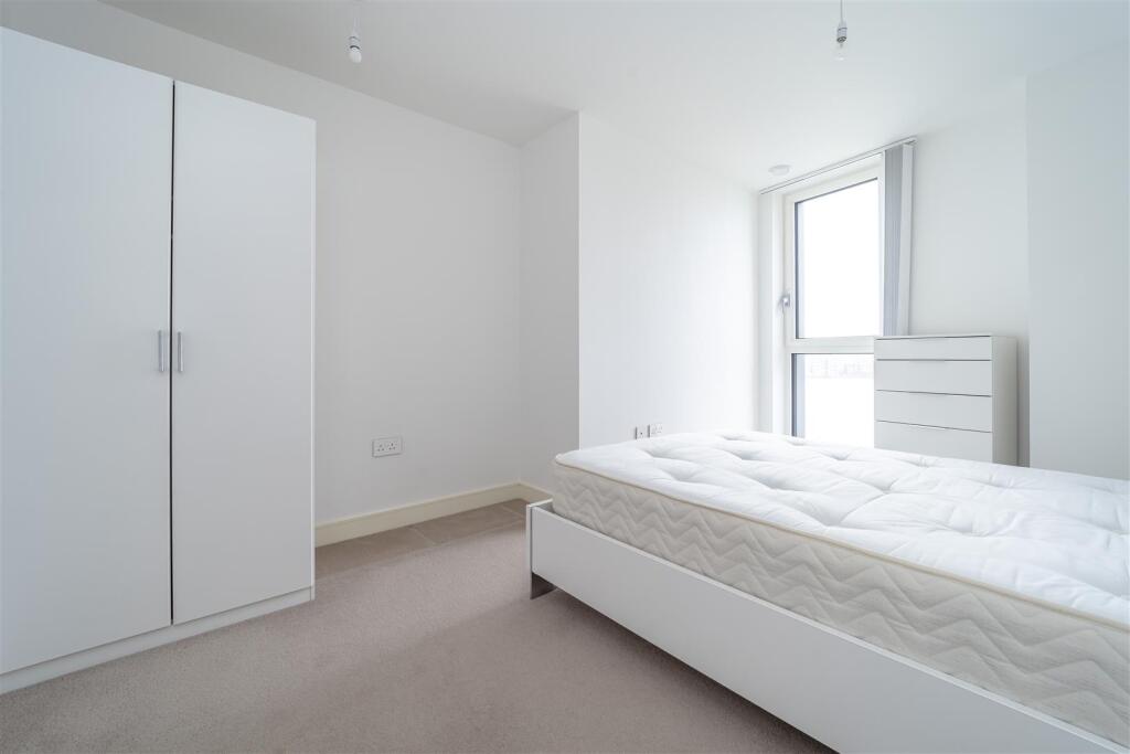 Master Bedroom.jpg