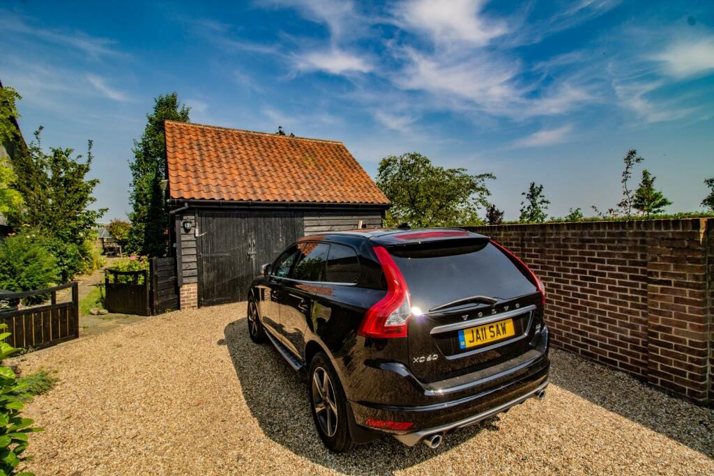 The Annexe, Granary Barn [Parking].jpg