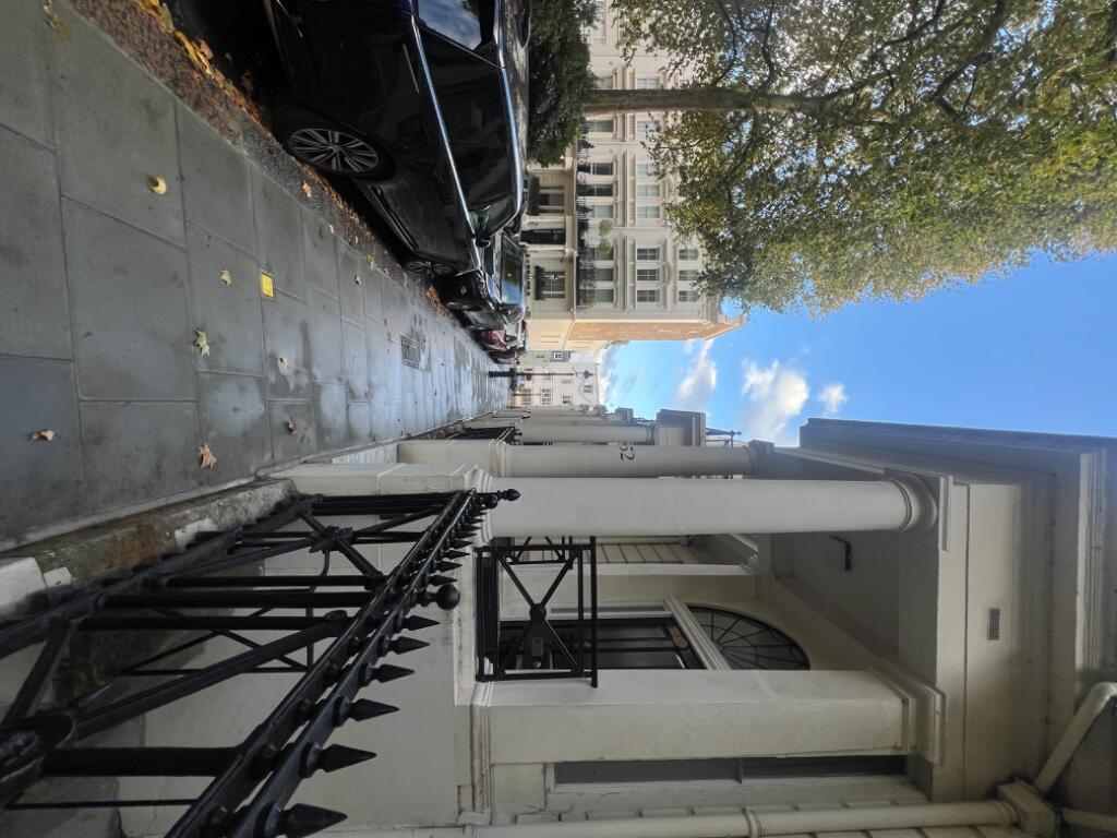 Rutland Gate, London, SW7