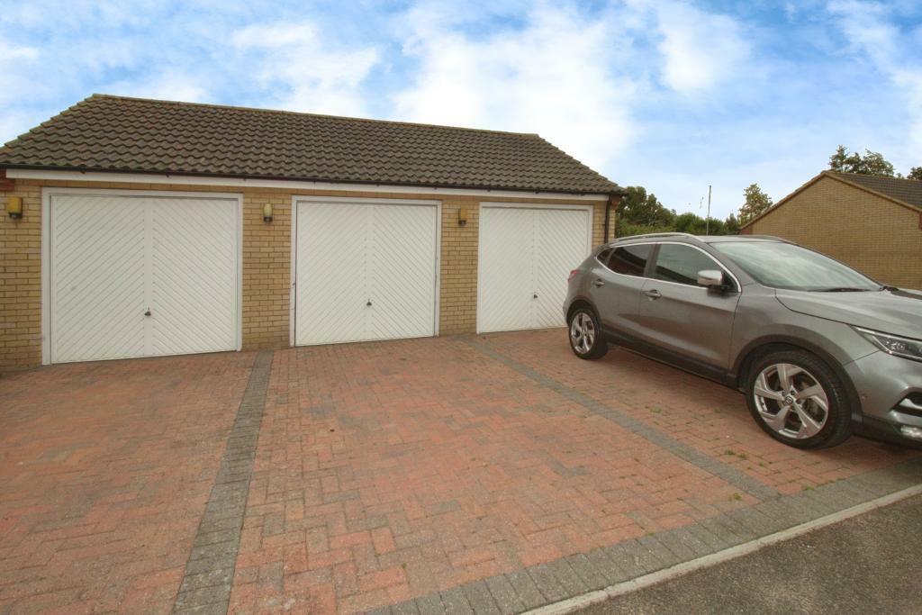 Garage &amp; Parking