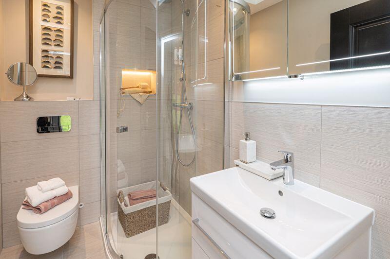 En-suite (show home)