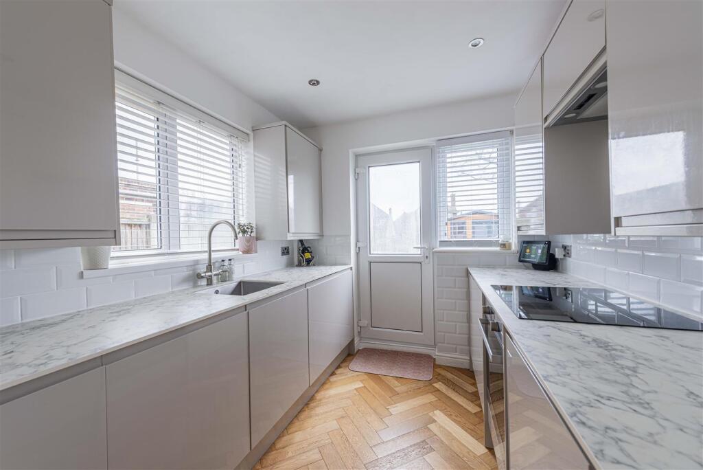 3 bedroom home for sale in Alicia Avenue Margate b