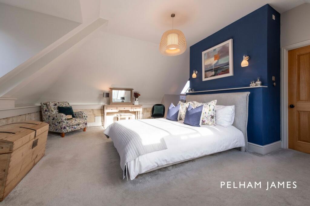 Principal Suite, The Engine House Cour D'Honneur, Burley