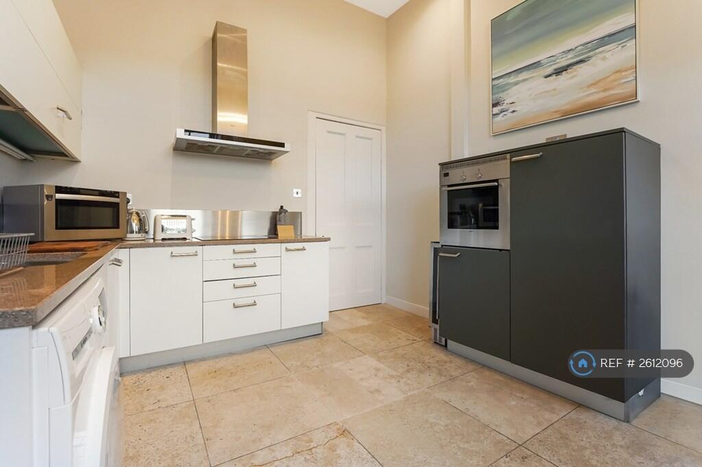 Kitchen With Breakfast Bar