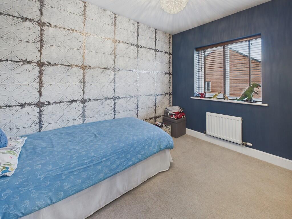 CAM04273G0-PR0192...