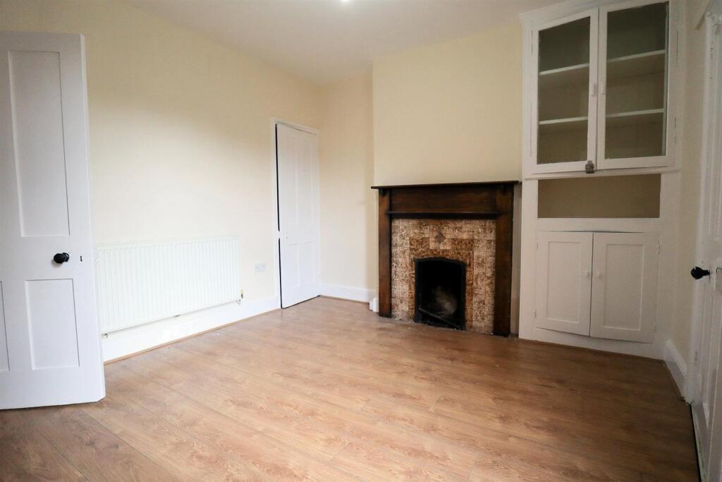 Dining room.jpg