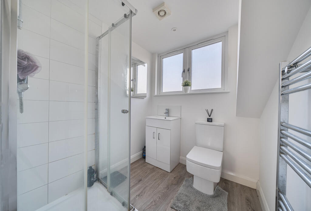 1373855-21-69023b...