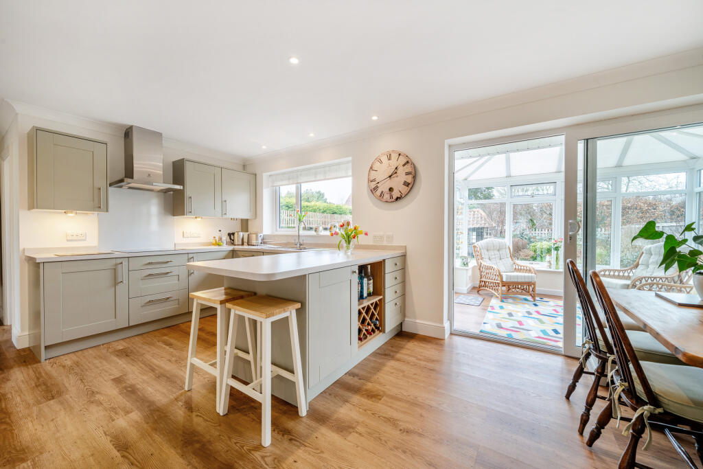 Kitchen / Dining Room