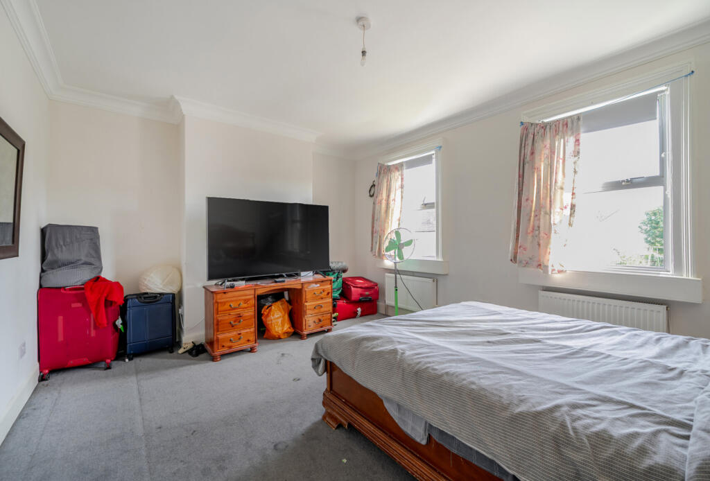 1353344-5-68cd57c...