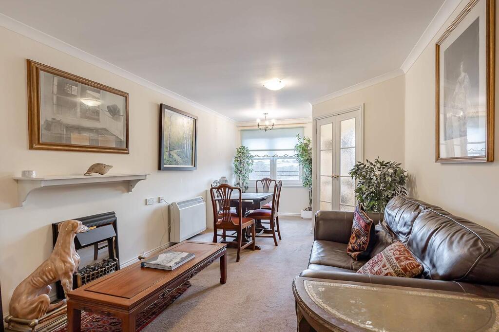 Living Room/Diner