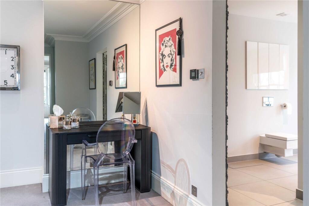 Dressing Area