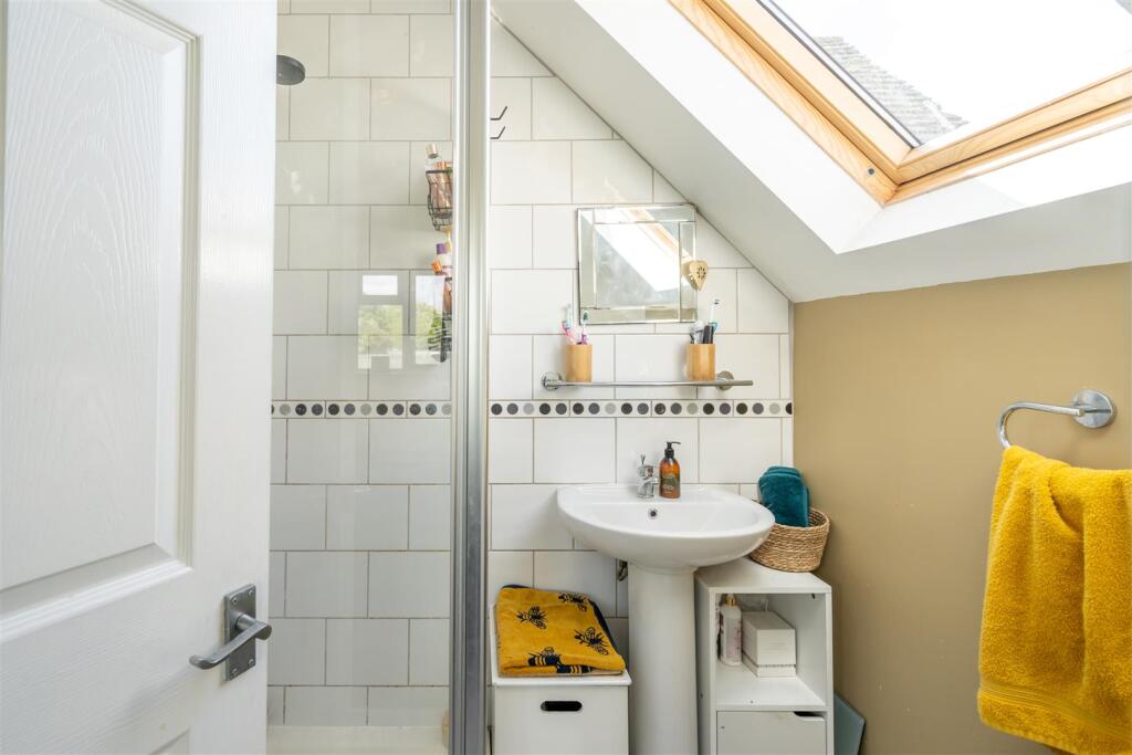 Ensuite.jpg